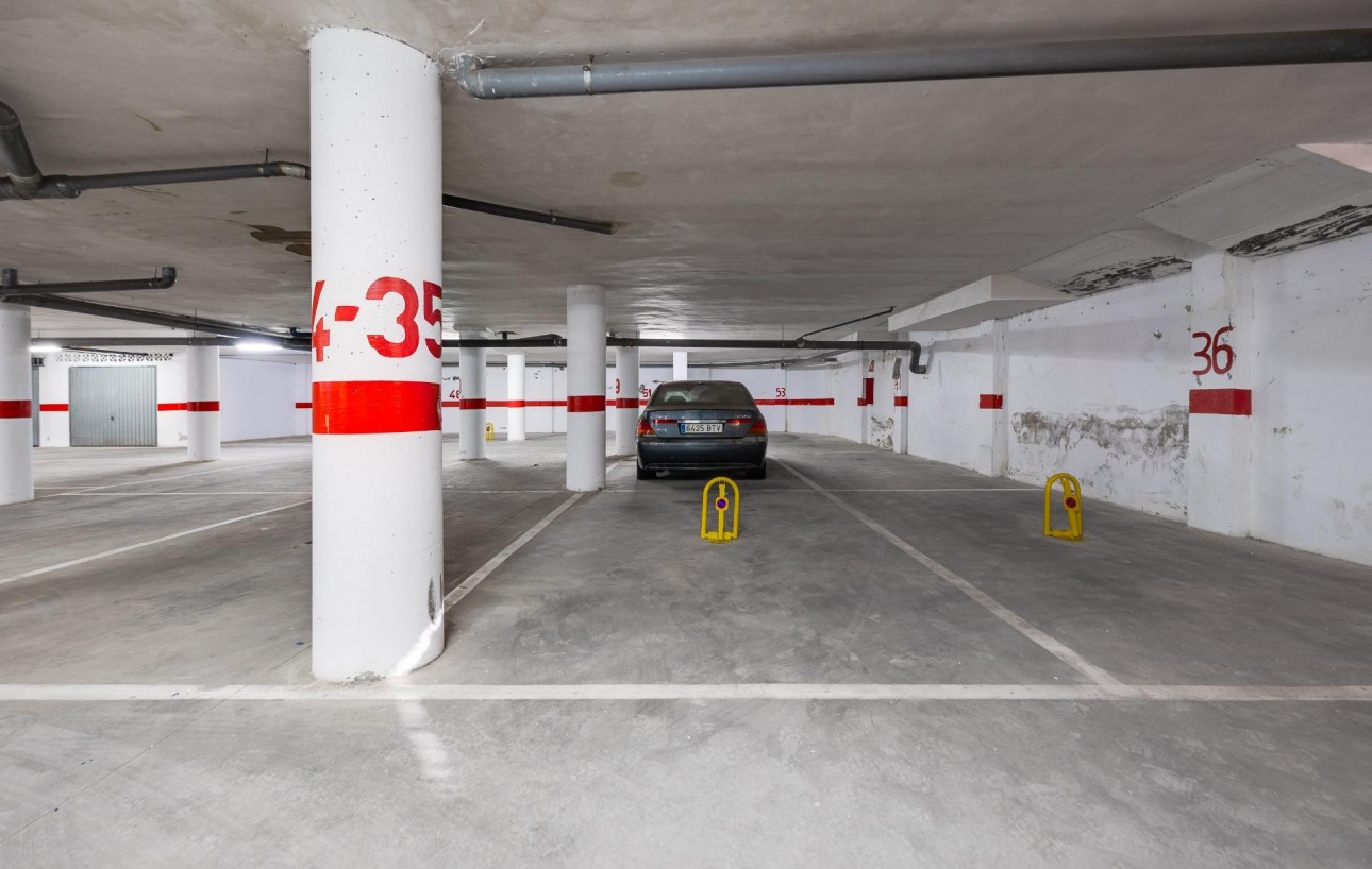 Resale - Bungalow Planta Alta - Torrevieja - Playa de los locos