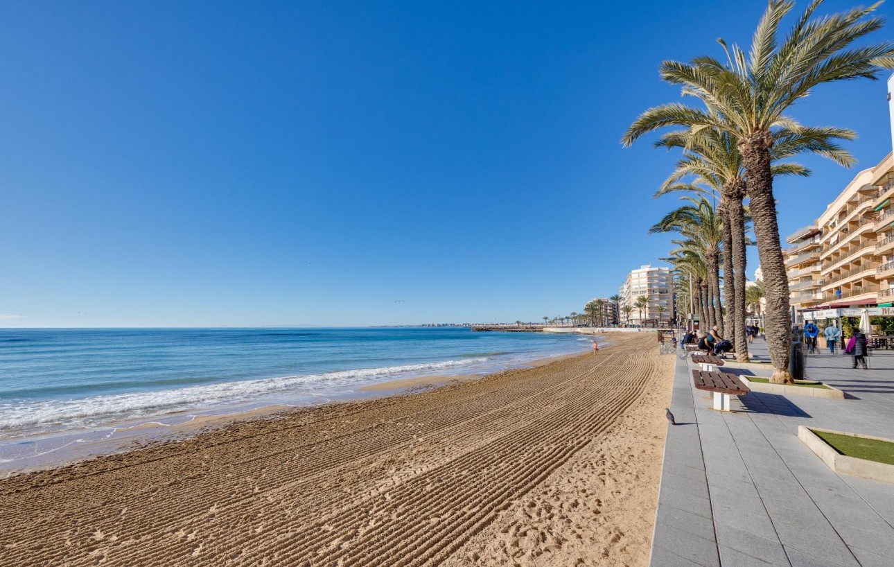 Resale - Bungalow Planta Alta - Torrevieja - Playa de los locos