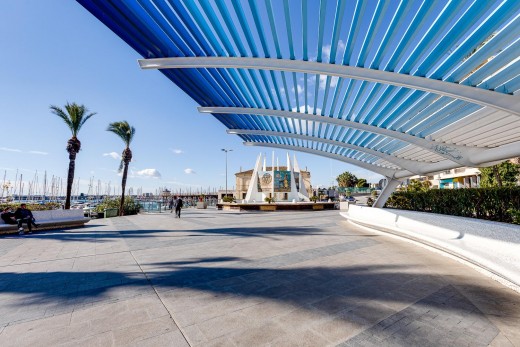 Resale - Bungalow Planta Alta - Torrevieja - Playa de los locos