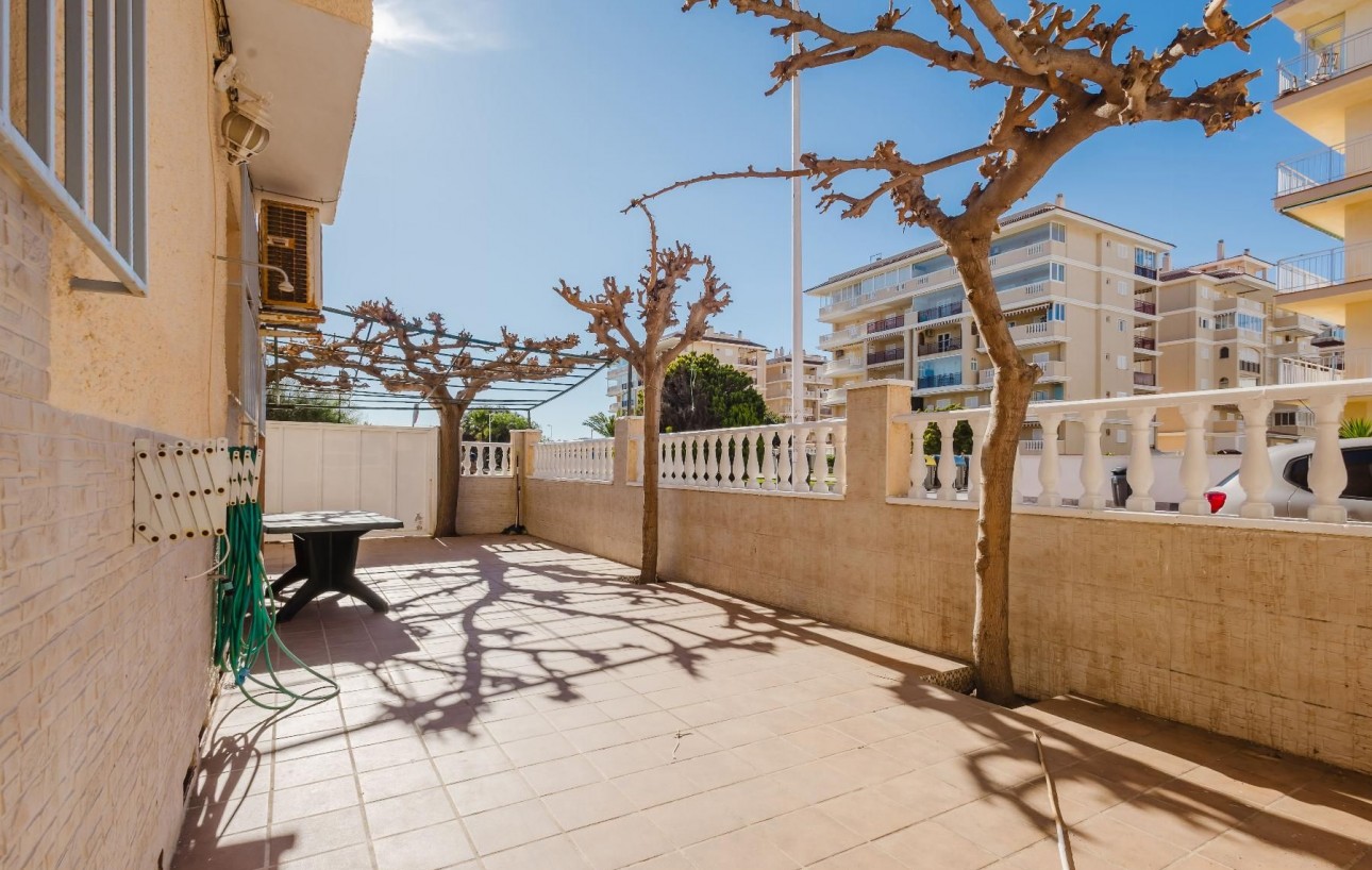 Resale - Bungalow - Torrevieja - Los Europeos