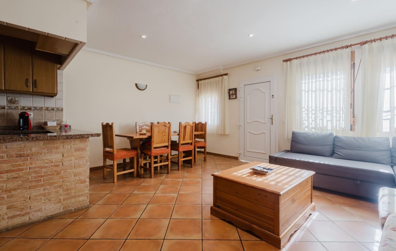 Resale - Bungalow - Torrevieja - Los Europeos