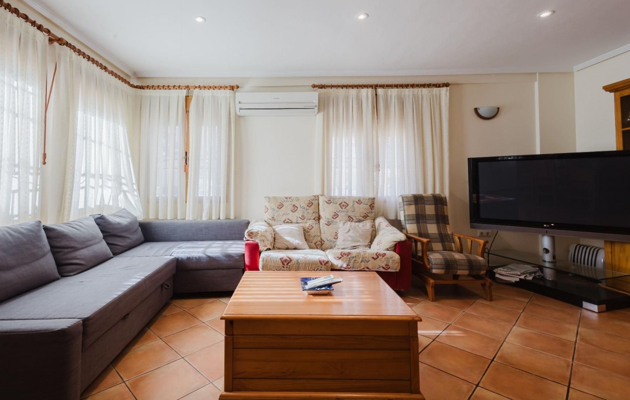Resale - Bungalow - Torrevieja - Los Europeos