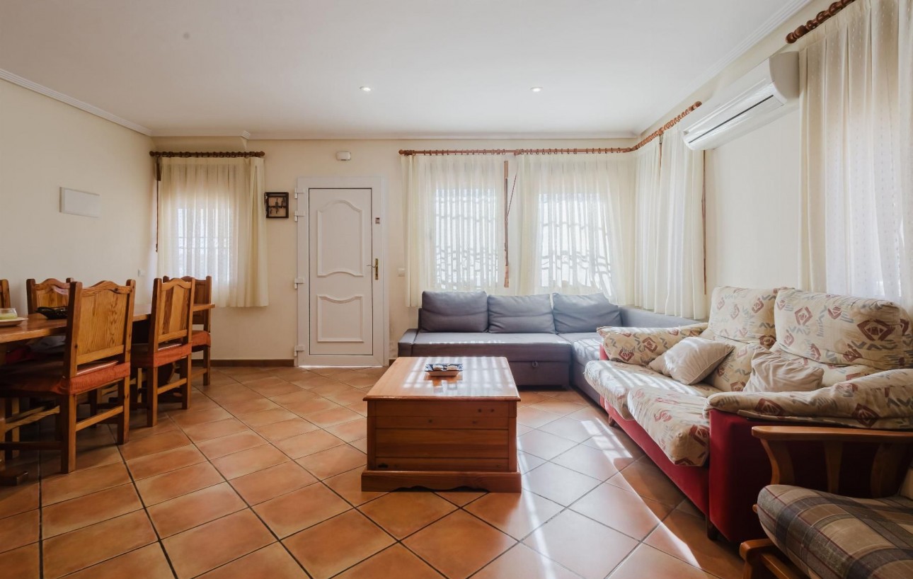 Resale - Bungalow - Torrevieja - Los Europeos