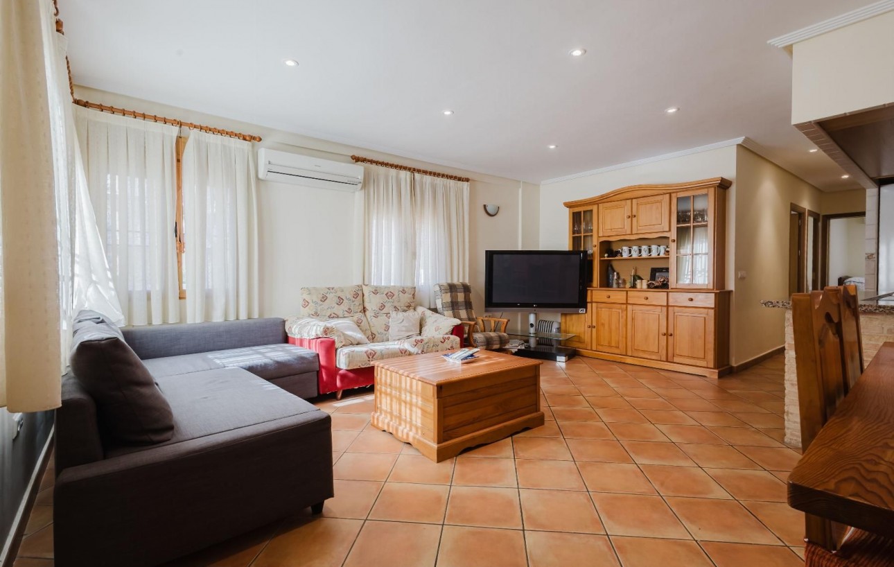 Resale - Bungalow - Torrevieja - Los Europeos
