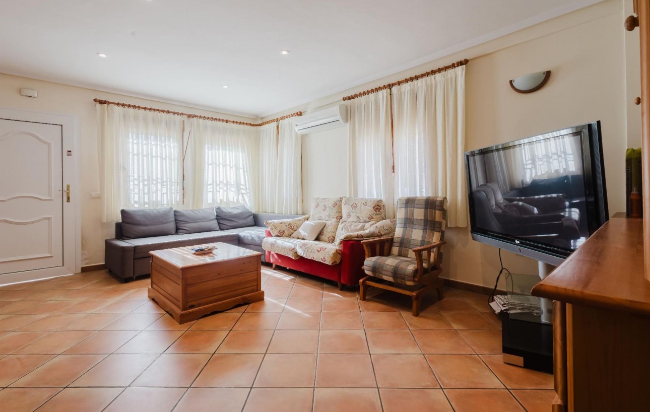 Resale - Bungalow - Torrevieja - Los Europeos