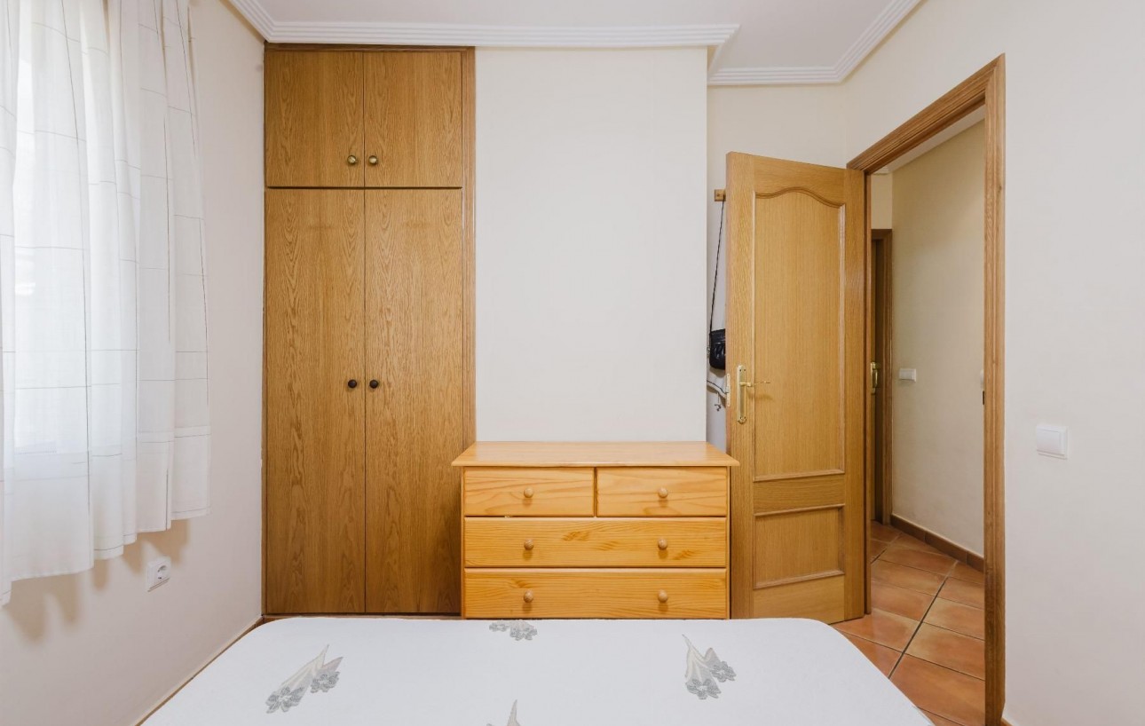 Resale - Bungalow - Torrevieja - Los Europeos