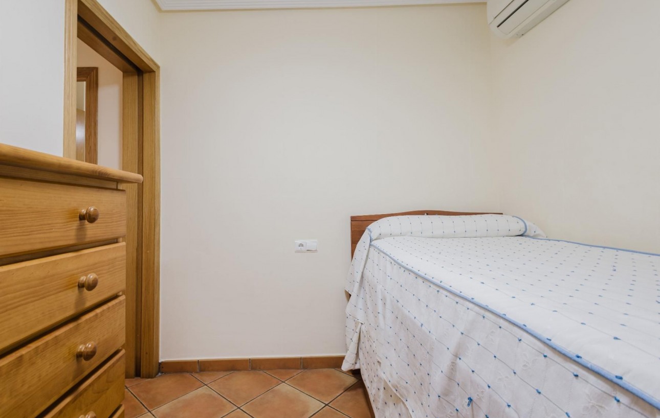 Resale - Bungalow - Torrevieja - Los Europeos