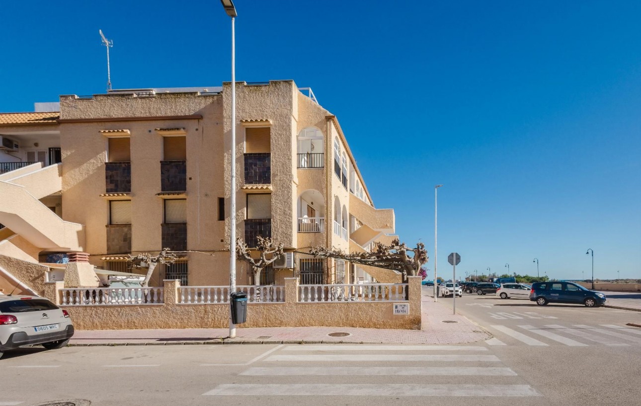 Resale - Bungalow - Torrevieja - Los Europeos