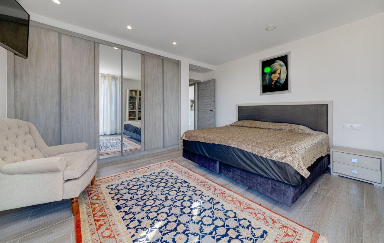 Sale - Villa - Torrevieja - Zona los Frutales