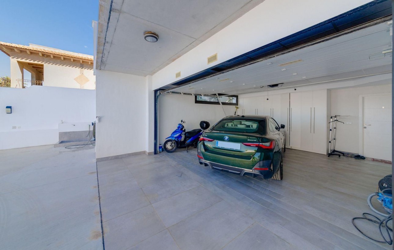Sale - Villa - Torrevieja - Zona los Frutales