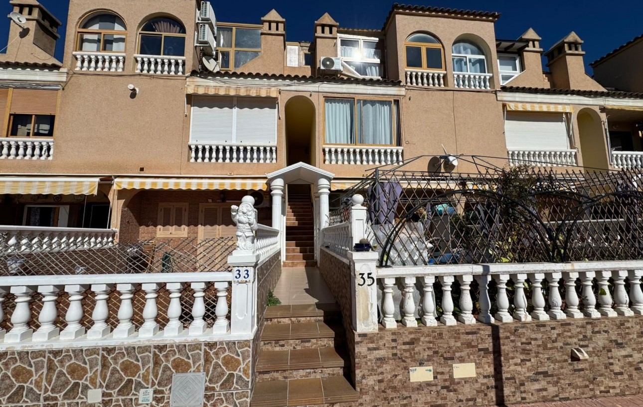 Venta - Bungalow - Torrevieja - Los Balcones - Los Altos del Edén