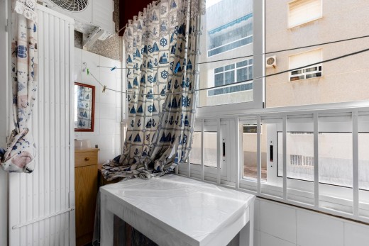 Resale - Wohnung - Torrevieja - Centro - Muelle Pesquero