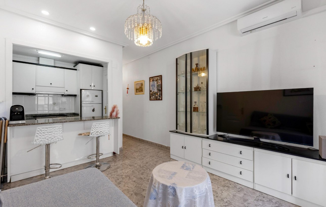 Resale - Wohnung - Torrevieja - Centro - Muelle Pesquero