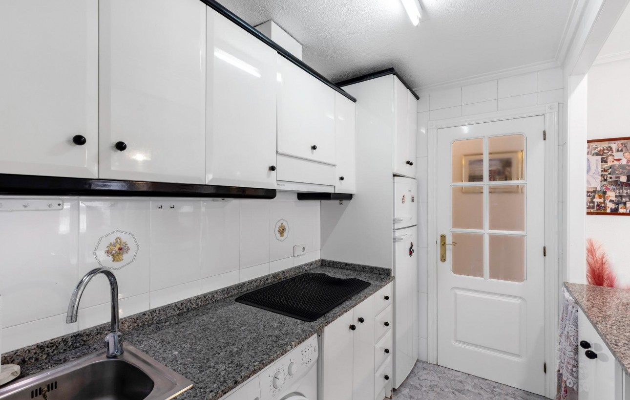 Resale - Wohnung - Torrevieja - Centro - Muelle Pesquero