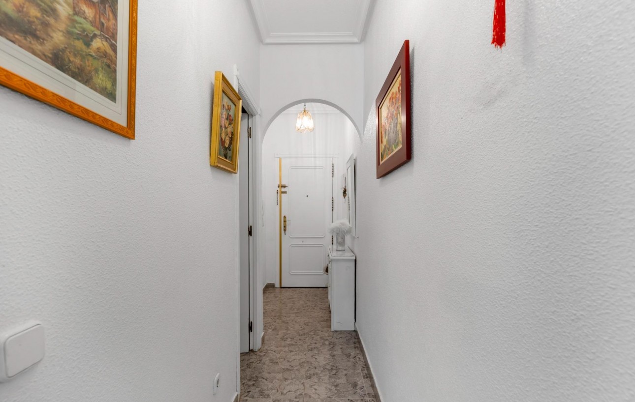 Resale - Wohnung - Torrevieja - Centro - Muelle Pesquero