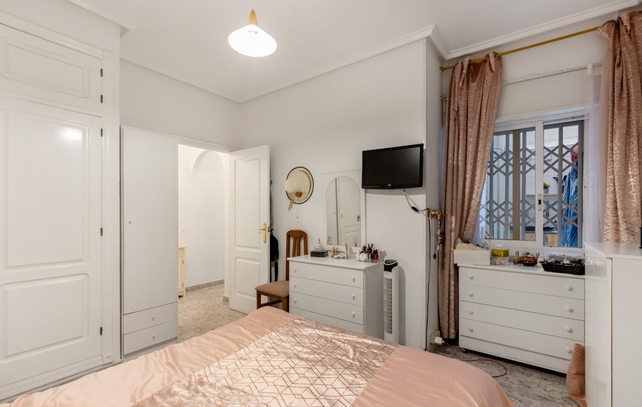 Resale - Wohnung - Torrevieja - Centro - Muelle Pesquero