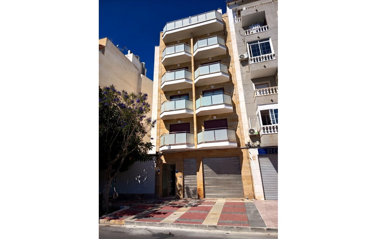 Resale - Lägenhet - Torrevieja - Acequion