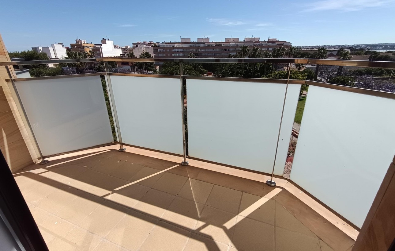 Resale - Lägenhet - Torrevieja - Acequion