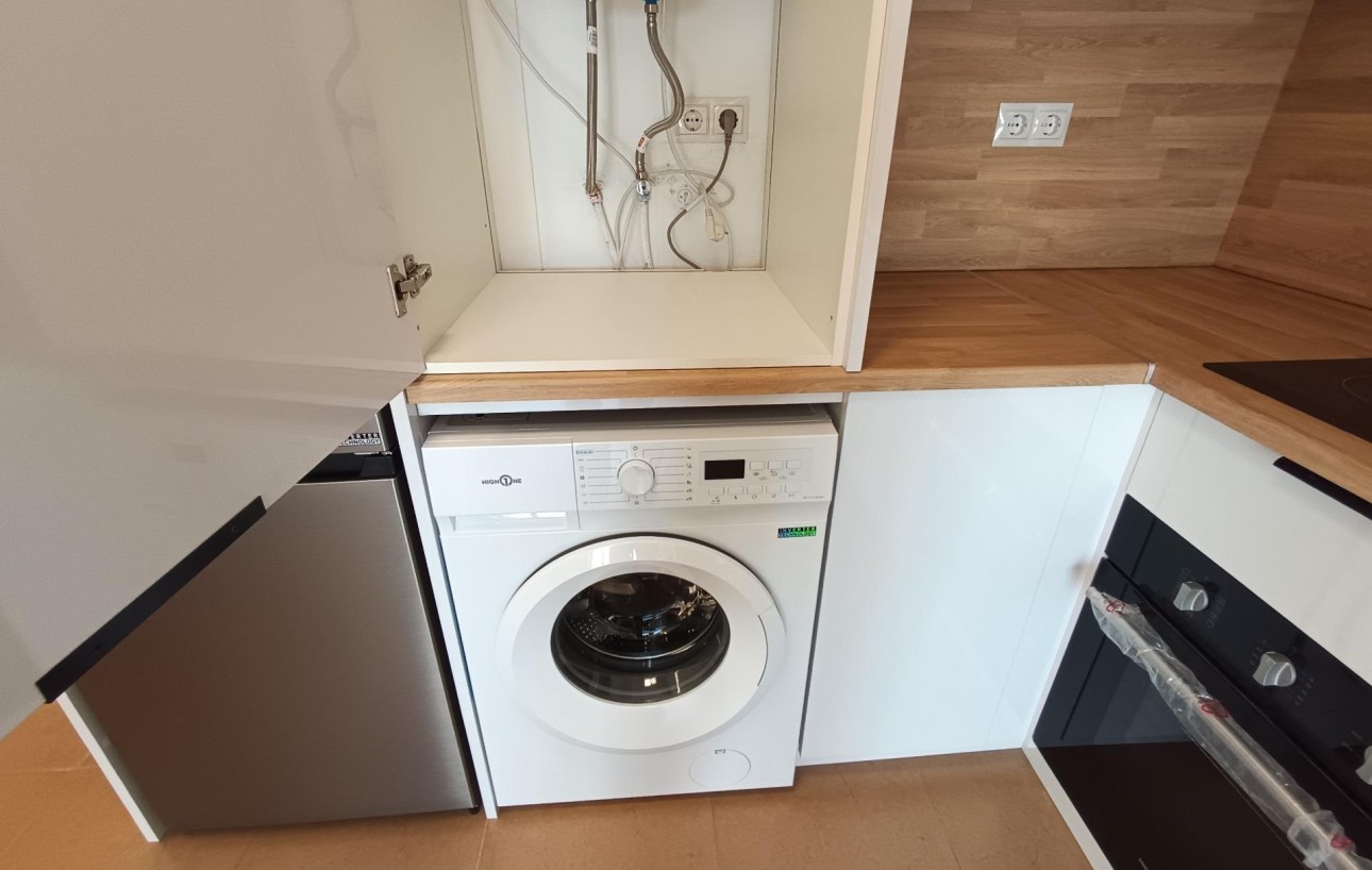 Resale - Lägenhet - Torrevieja - Acequion