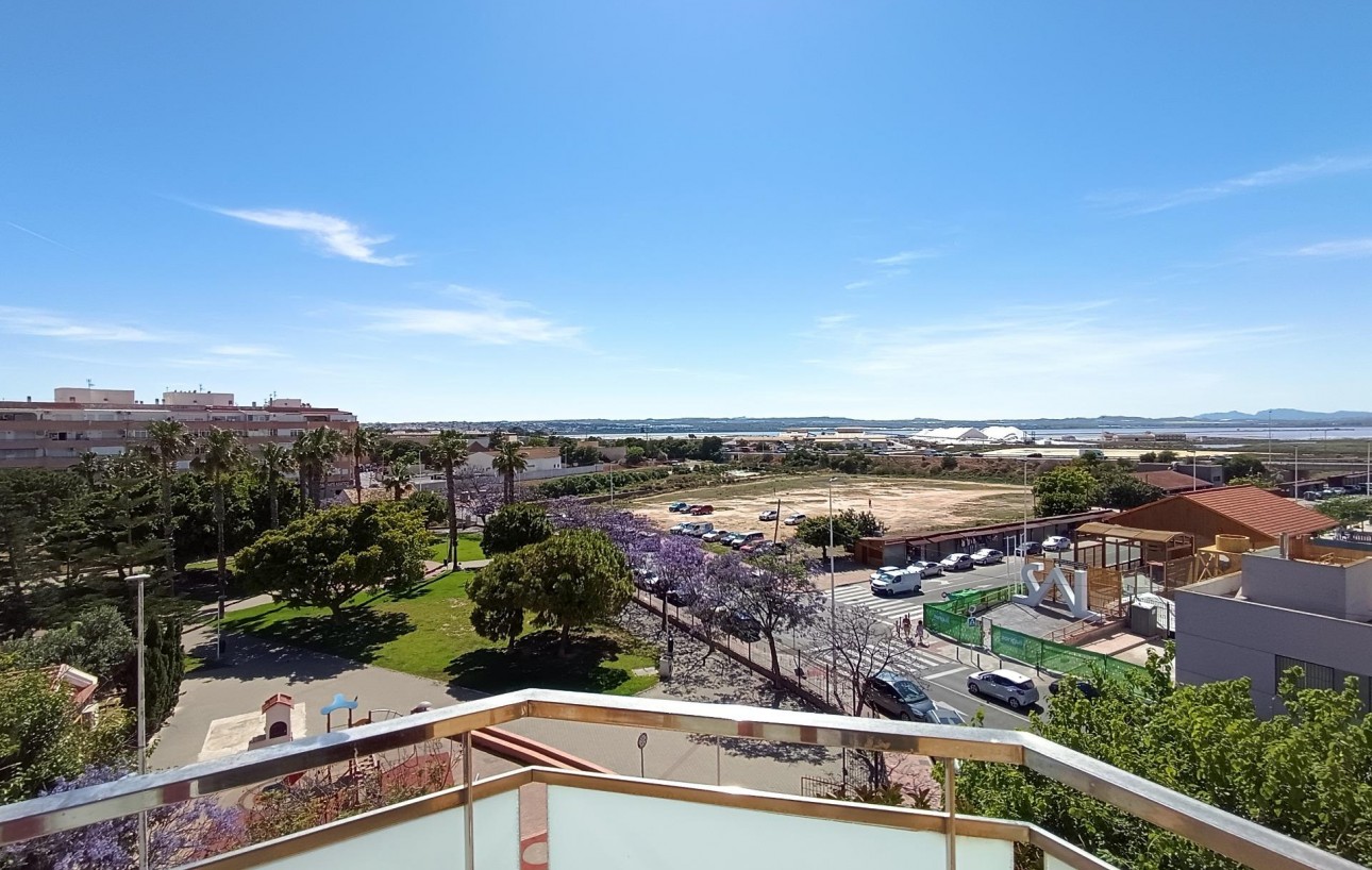 Resale - Lägenhet - Torrevieja - Acequion