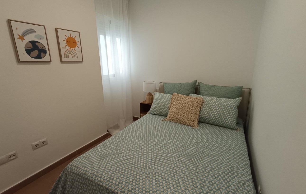 Resale - Lägenhet - Torrevieja - Acequion