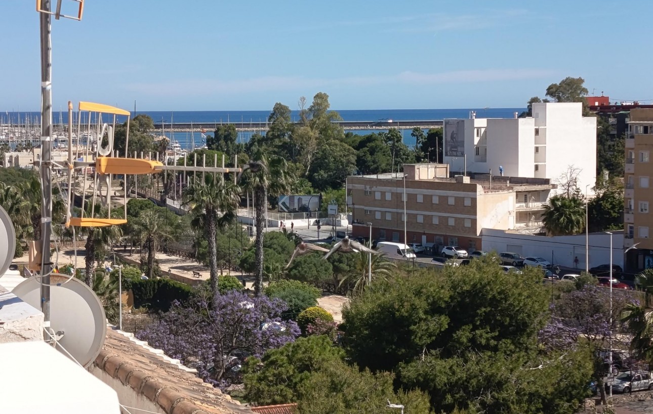 Resale - Lägenhet - Torrevieja - Acequion