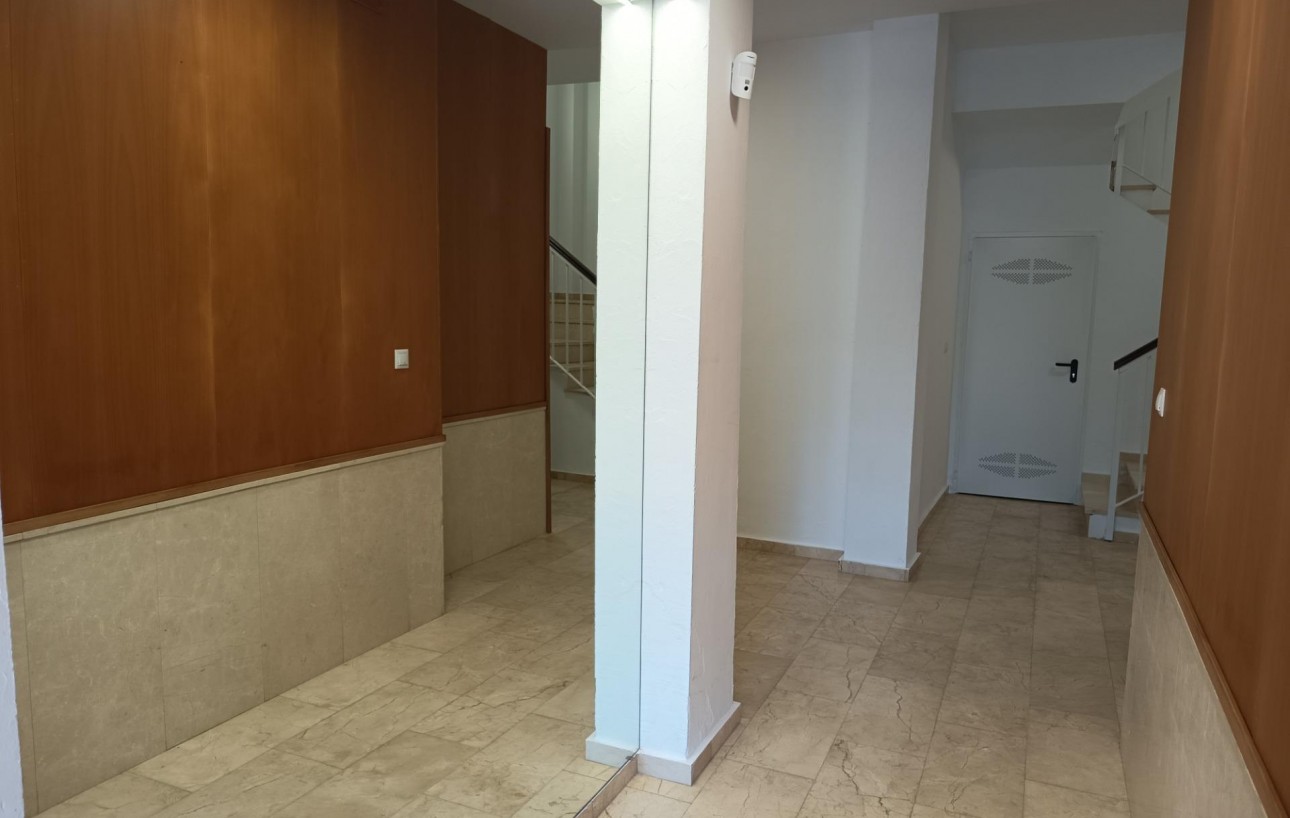 Resale - Lägenhet - Torrevieja - Acequion
