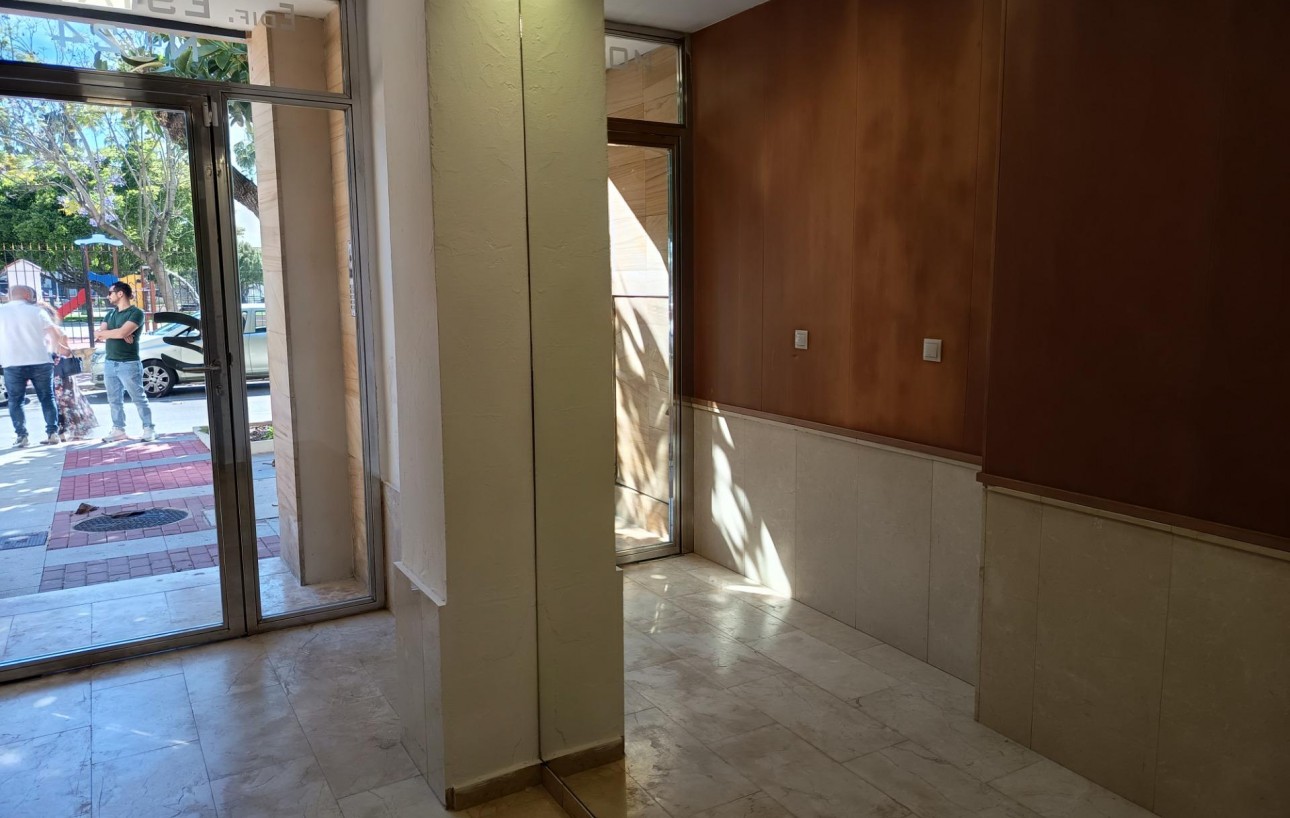 Resale - Lägenhet - Torrevieja - Acequion