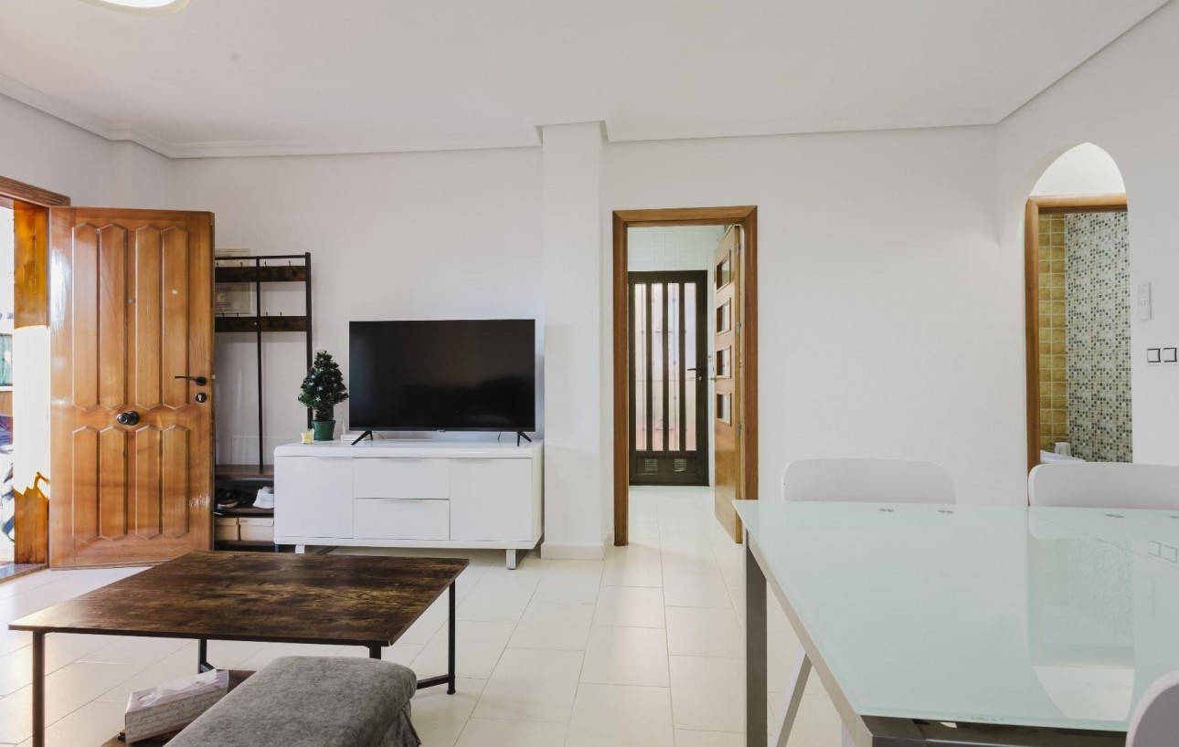 Revente - Chalet - Torrevieja - Aguas Nuevas