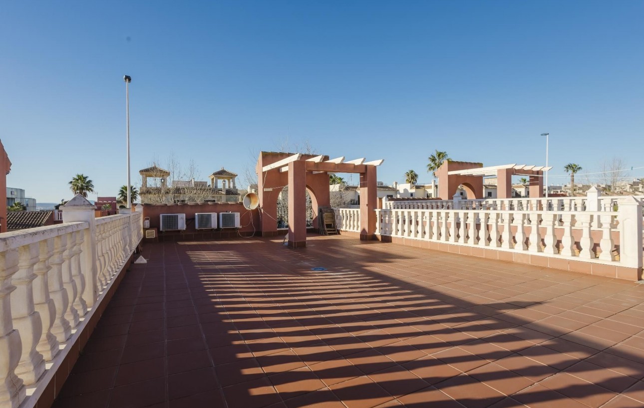 Revente - Chalet - Torrevieja - Aguas Nuevas