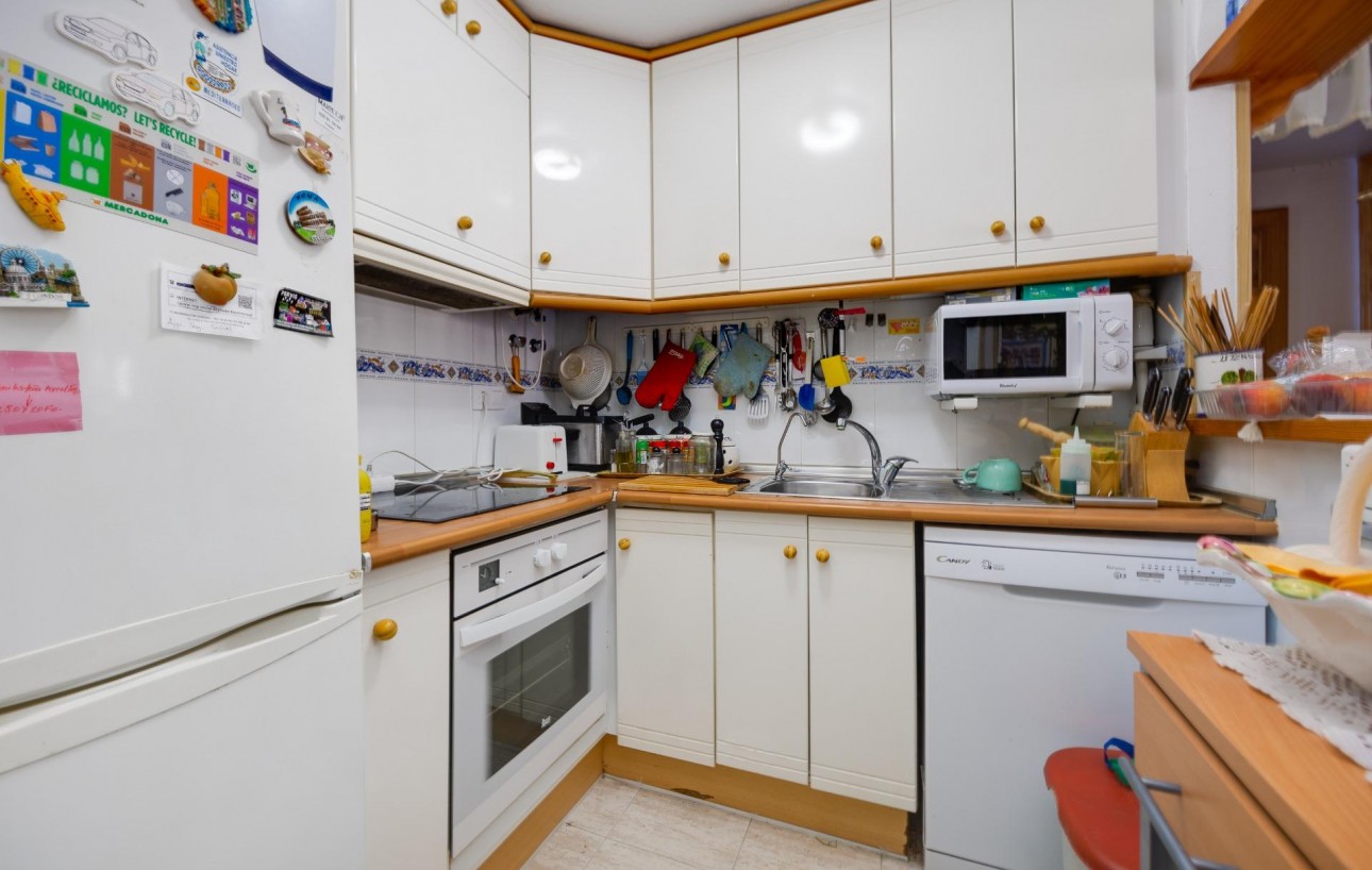Resale - Lägenhet - Torrevieja - La Mata