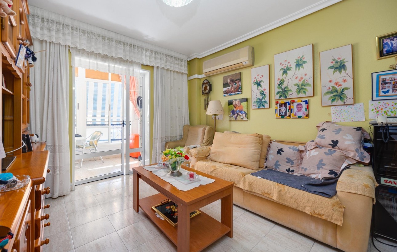Resale - Lägenhet - Torrevieja - La Mata