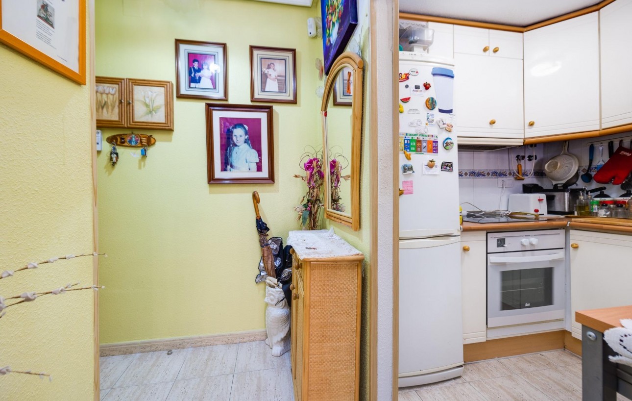 Resale - Lägenhet - Torrevieja - La Mata