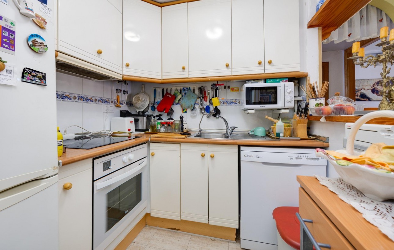 Resale - Lägenhet - Torrevieja - La Mata