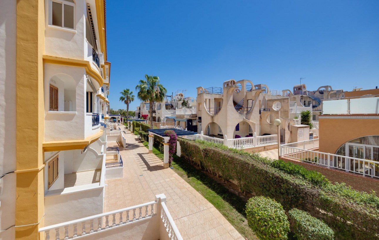 Resale - Lägenhet - Torrevieja - La Mata