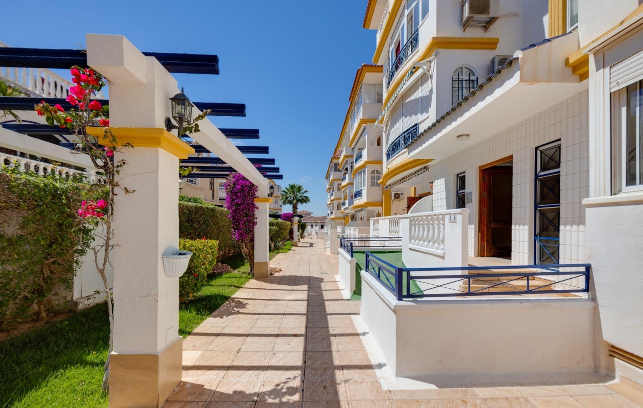 Resale - Lägenhet - Torrevieja - La Mata