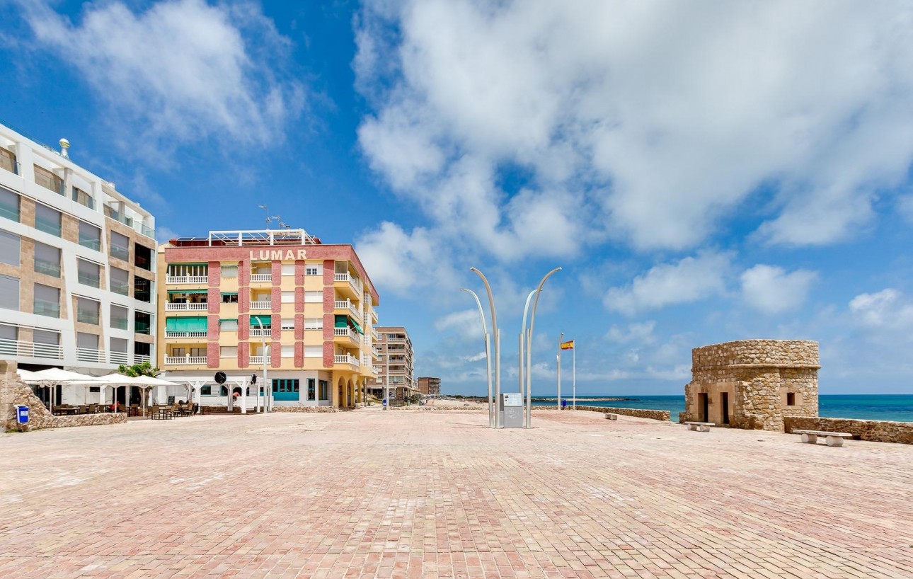 Resale - Lägenhet - Torrevieja - La Mata