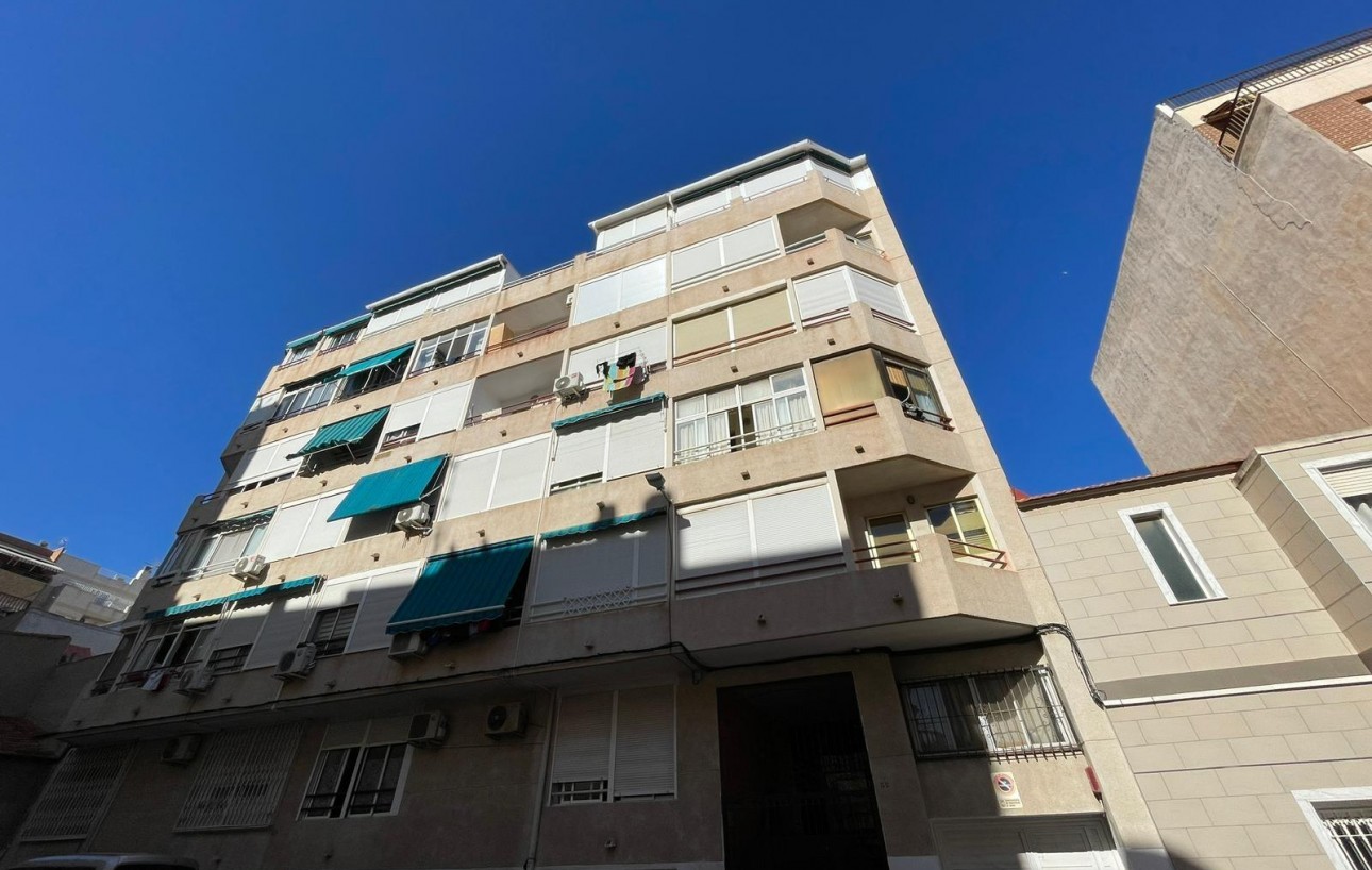 Revente - Étude - Torrevieja - Centro