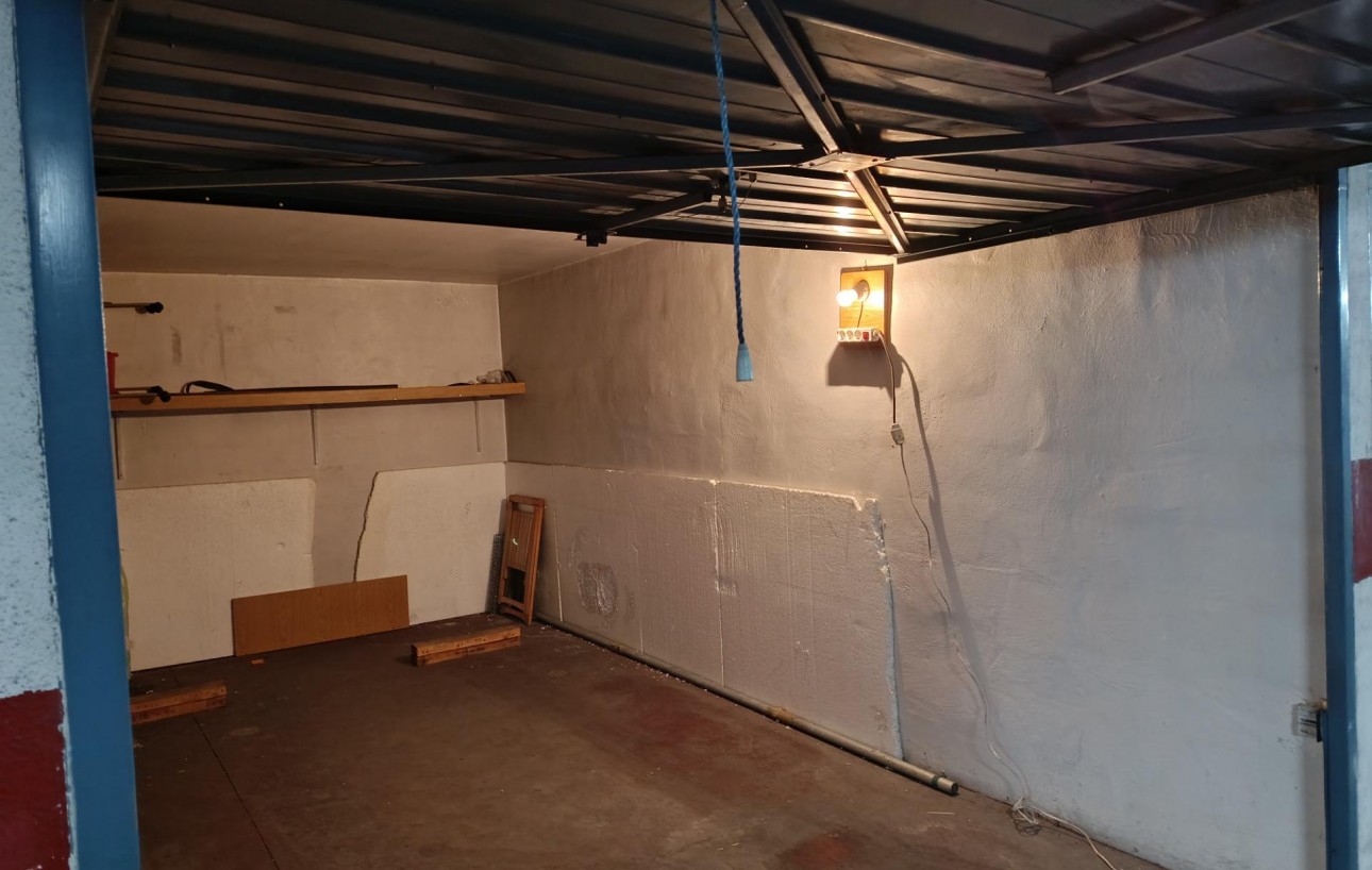 Resale - Garage - Torrevieja - Acequion
