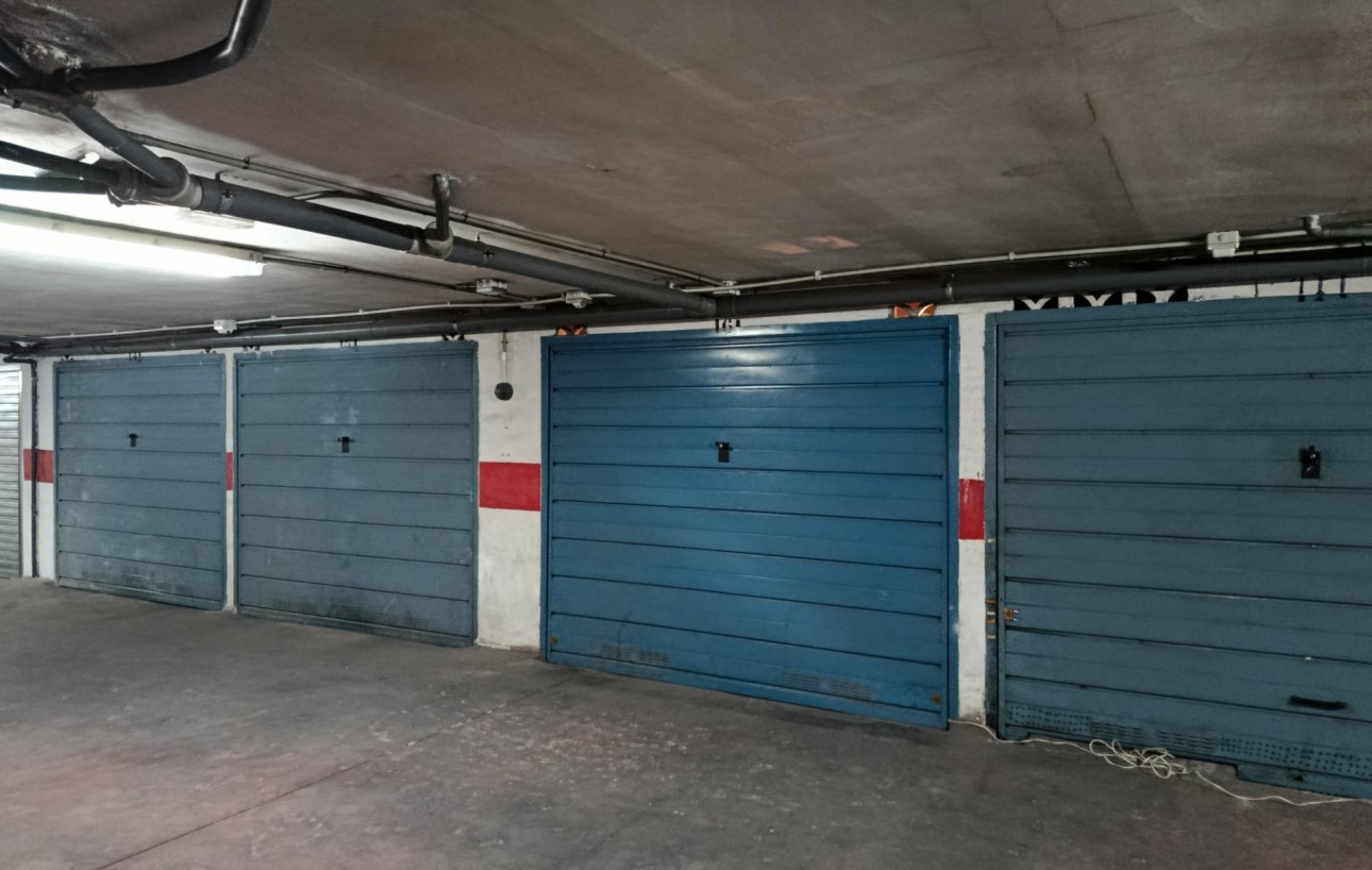 Resale - Garage - Torrevieja - Acequion