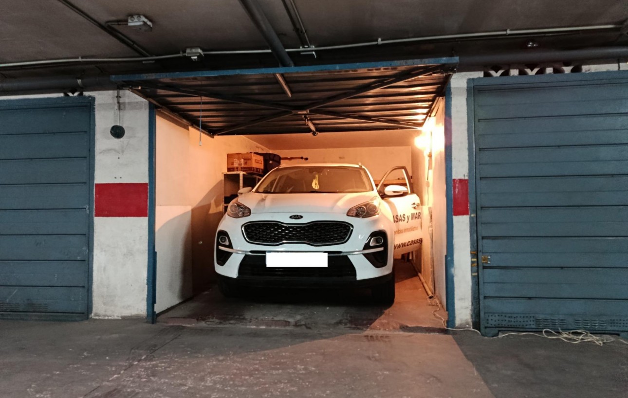 Resale - Garage - Torrevieja - Acequion
