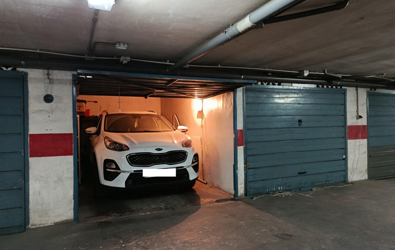 Resale - Garage - Torrevieja - Acequion