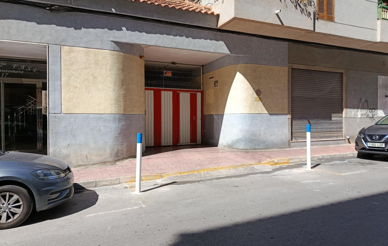 Resale - Garage - Torrevieja - Acequion