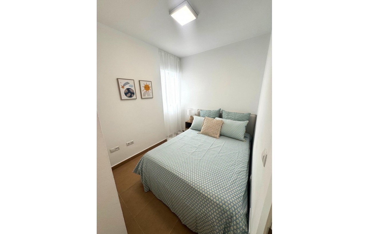 Resale - Wohnung - Torrevieja - Centro - Muelle Pesquero