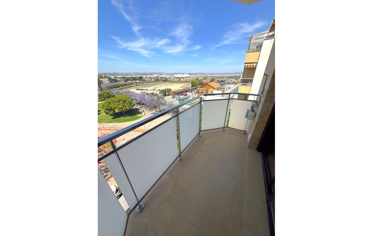 Resale - Wohnung - Torrevieja - Centro - Muelle Pesquero