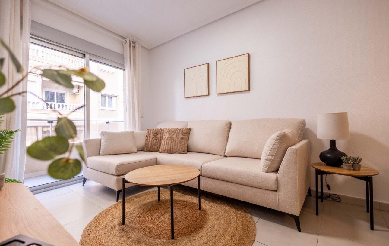 Resale - Wohnung - Torrevieja - Las calas