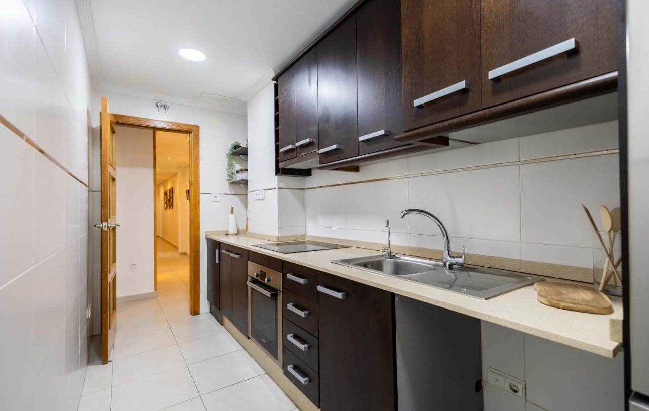 Resale - Wohnung - Torrevieja - Las calas