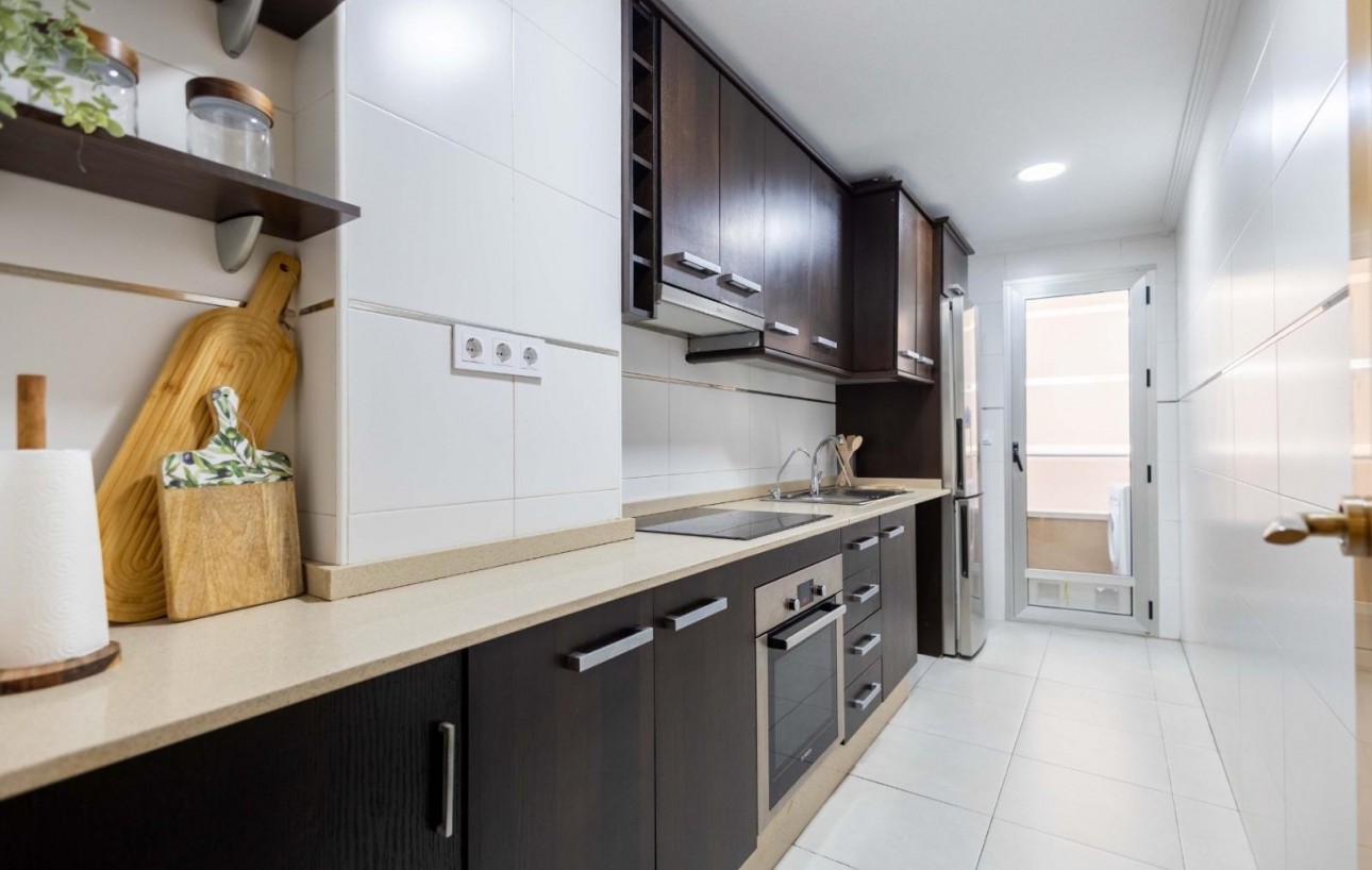 Resale - Wohnung - Torrevieja - Las calas