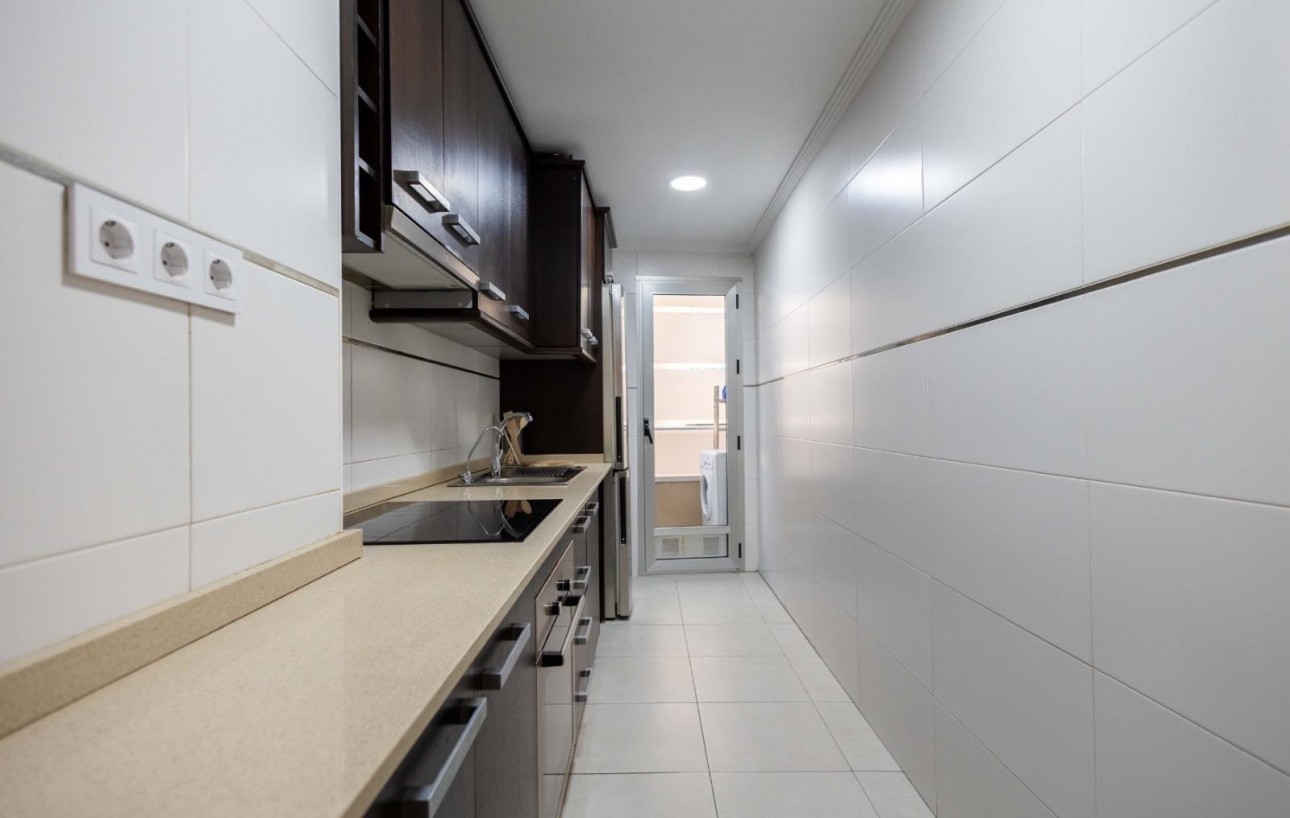 Resale - Wohnung - Torrevieja - Las calas
