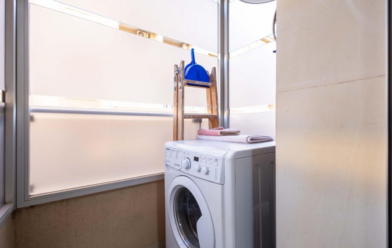 Resale - Wohnung - Torrevieja - Las calas